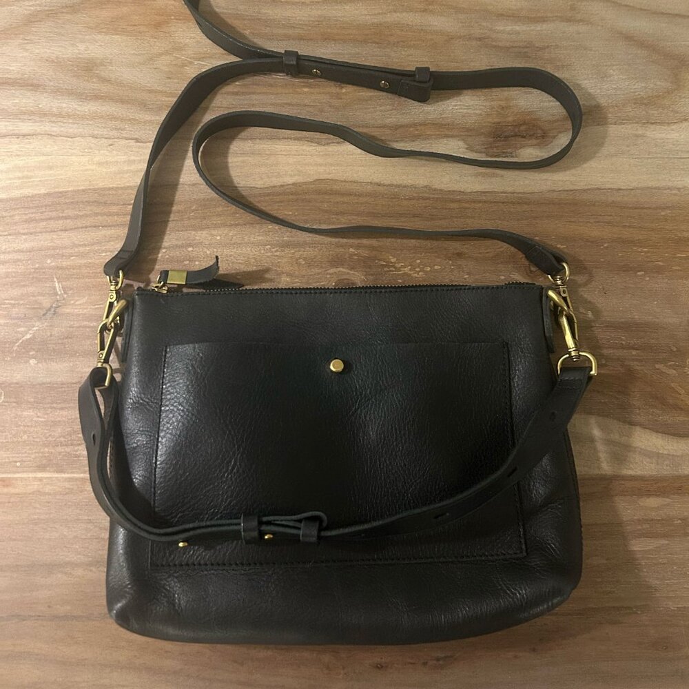 Madwell Transport Shoulder Crossbody Bag in Black - Picture 4 of 5